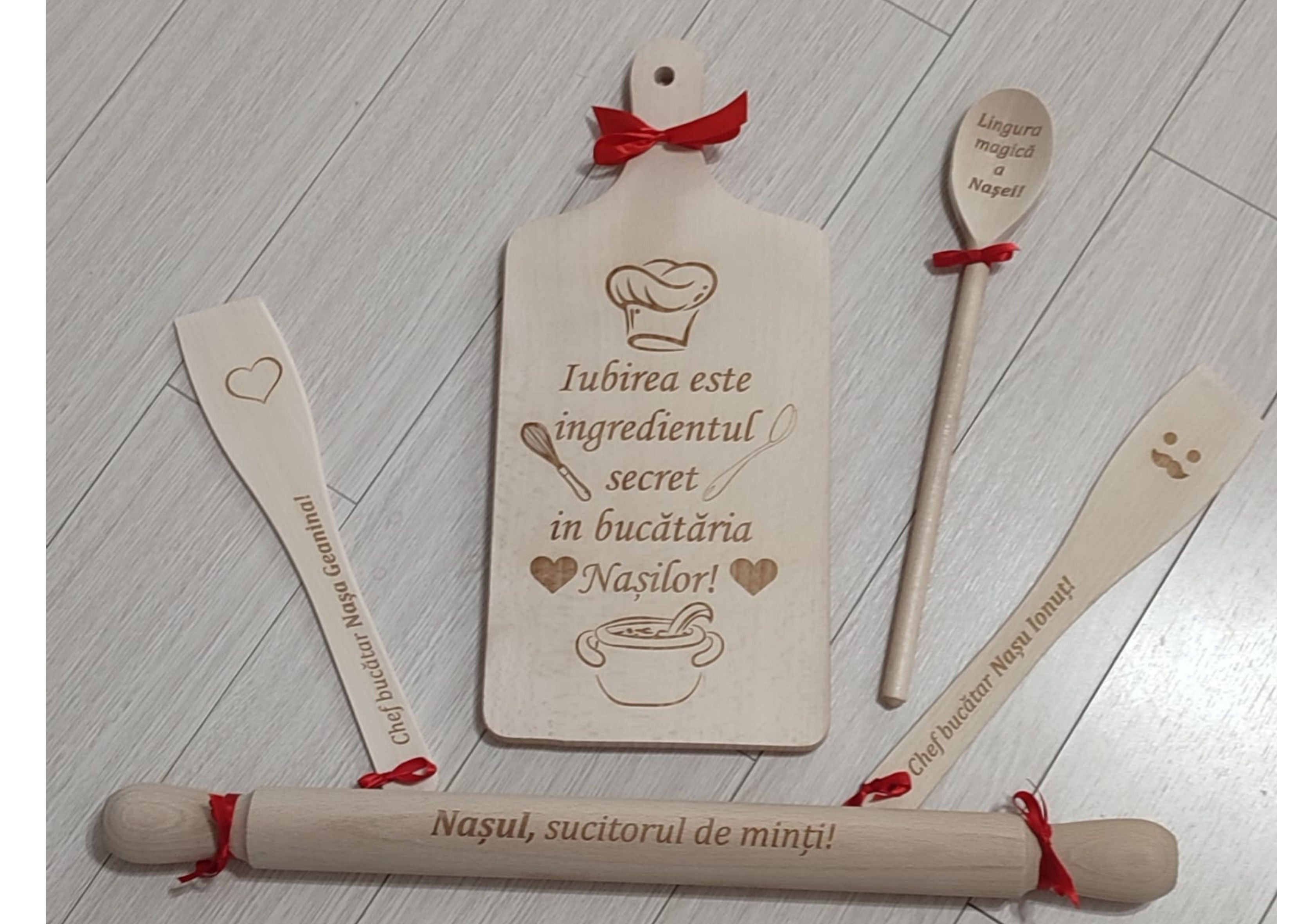 Set Cadou Bucătărie Personalizat pentru Cupluri / Set Familial Personalizat