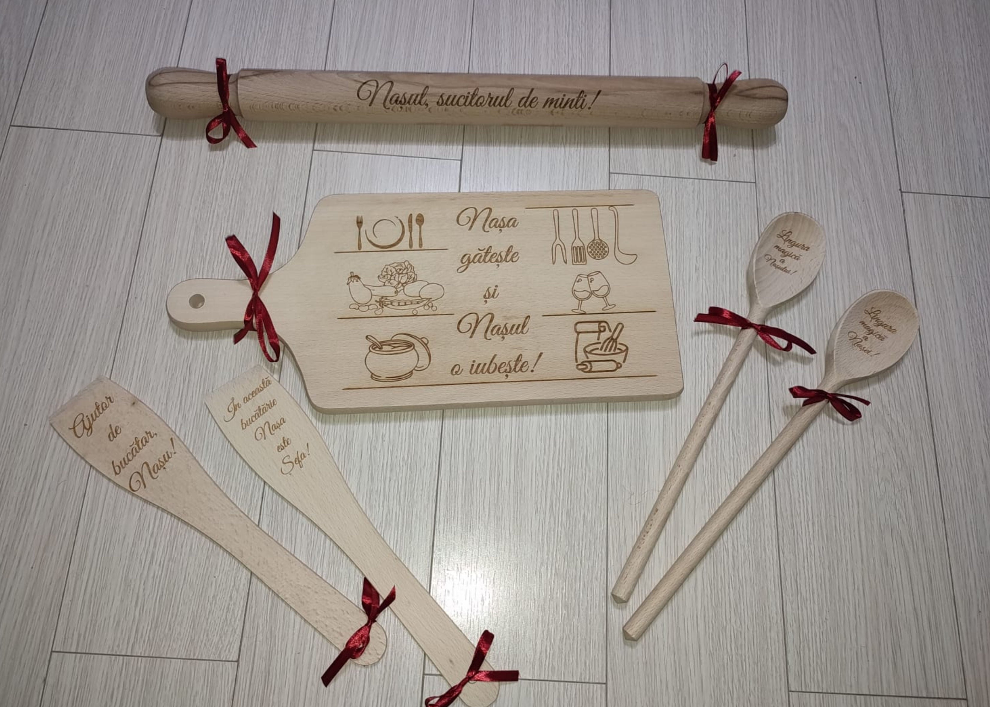 Set de Bucătărie Personalizat Naș și Nașă – Cadou Memorabil