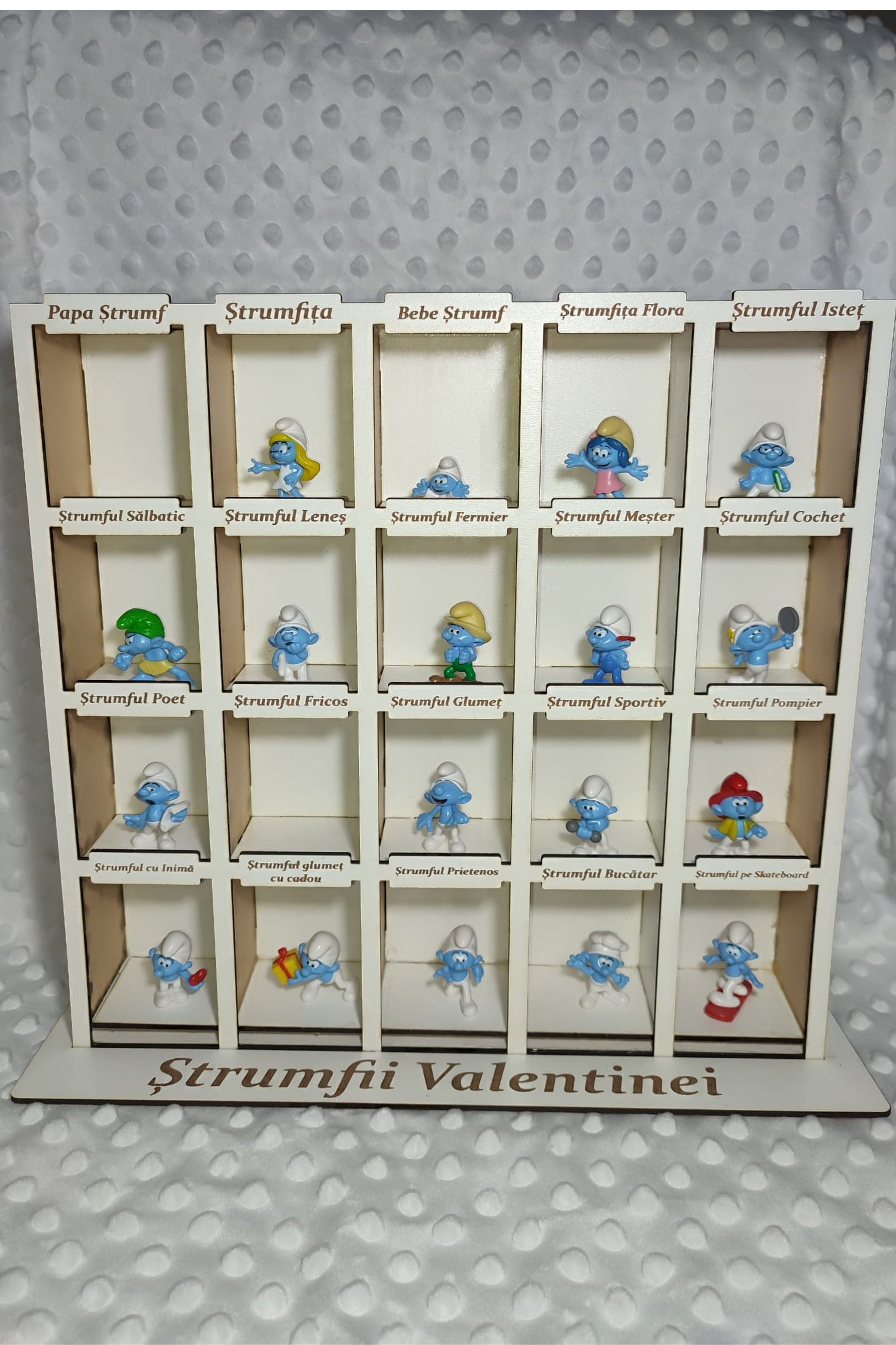 🏡 Căsuța Ștrumfilor – suport personalizat pentru figurine!