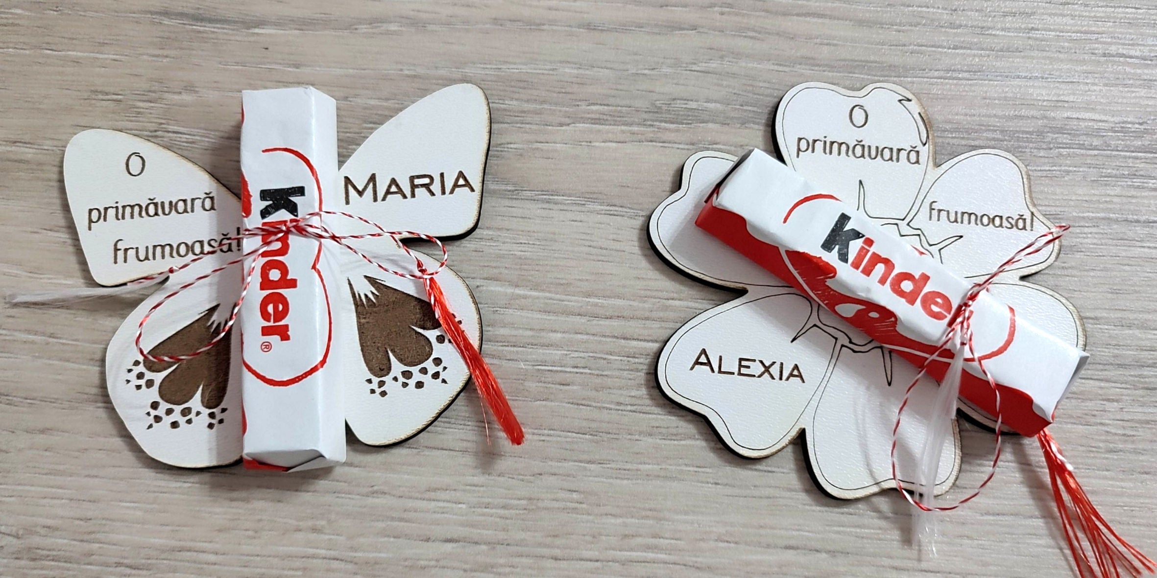 Martisor dulce - ciocolatica kinder si baza de lemn