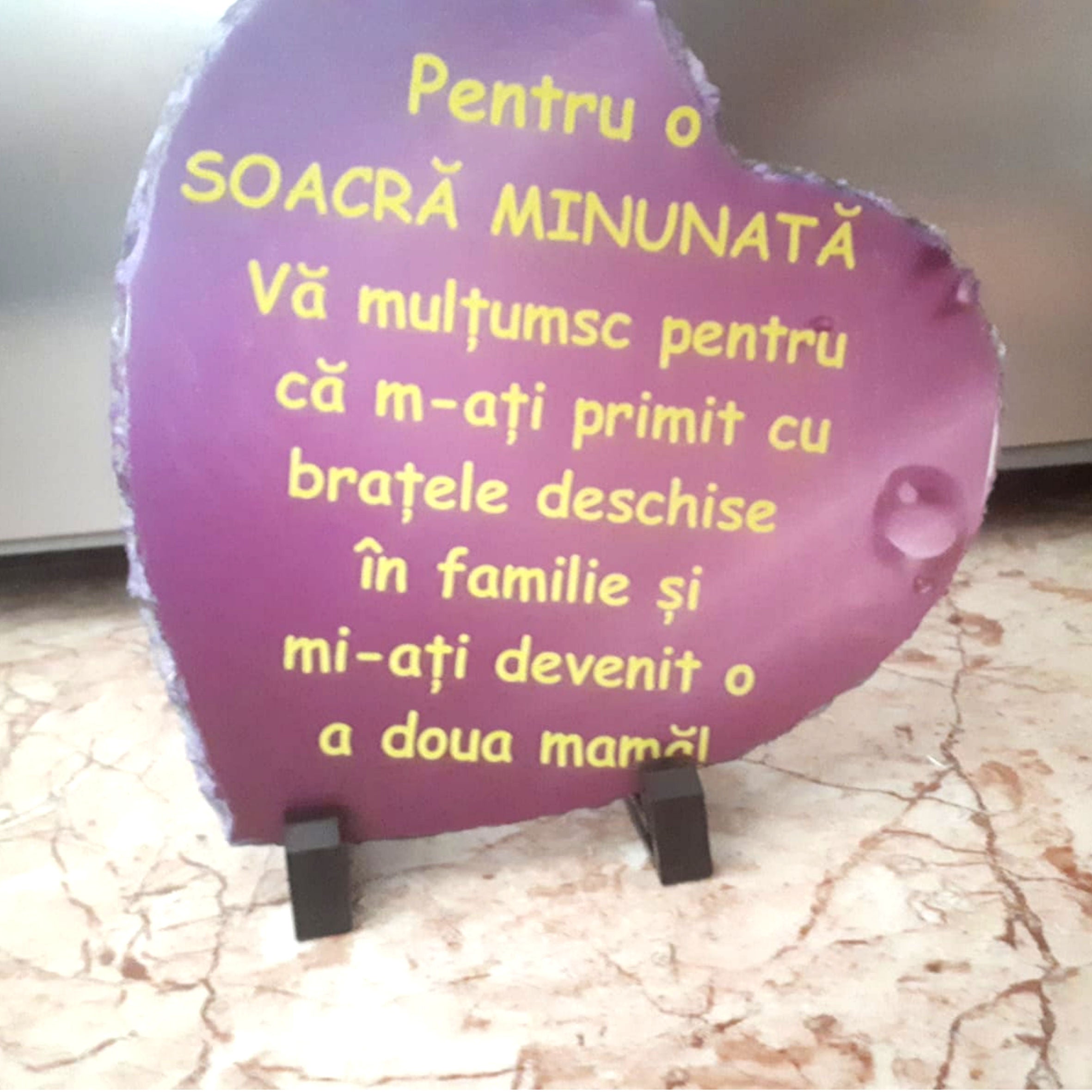 Piatra ardezie în formă de inimă – Cadou pentru soacră, mesaj emoționant, decor elegant
